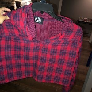 Cropped plaid top